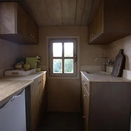 Aselinos Forest Estate 阿姆菲萨