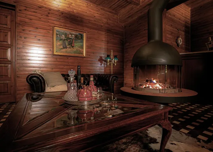 Aselinos Forest Estate *