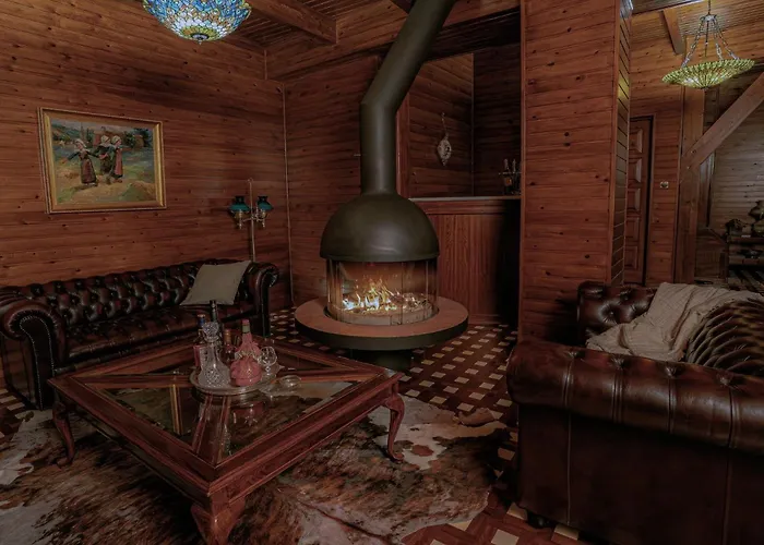 Chalet Aselinos Forest Estate