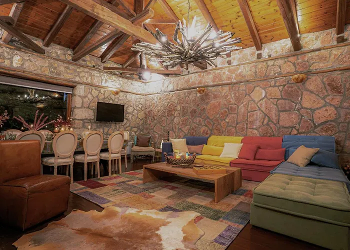 Chalet Aselinos Forest Estate Amfissa