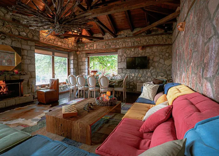 Aselinos Forest Estate * Amfissa