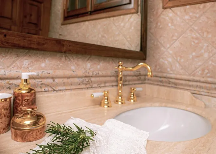 Aselinos Forest Estate Chalet *