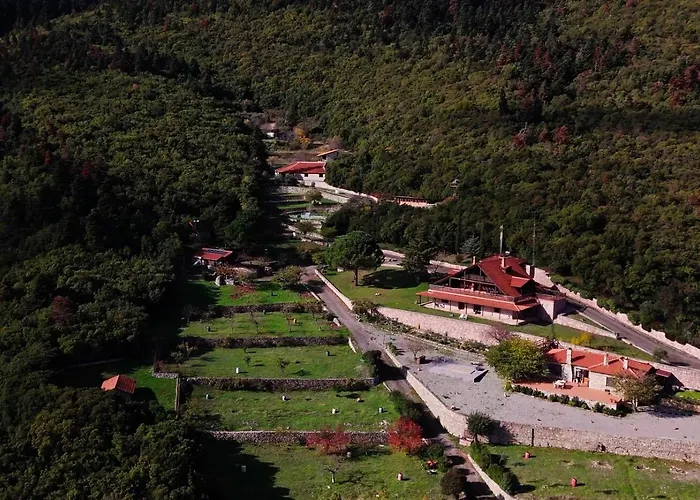 Chalet Aselinos Forest Estate *