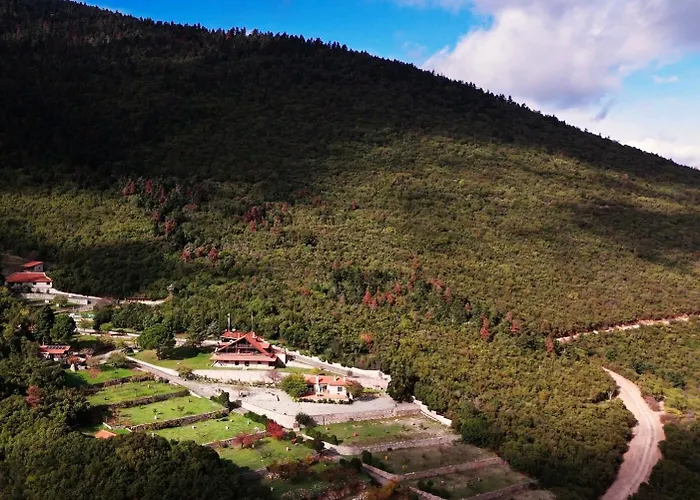 Chalet Aselinos Forest Estate *